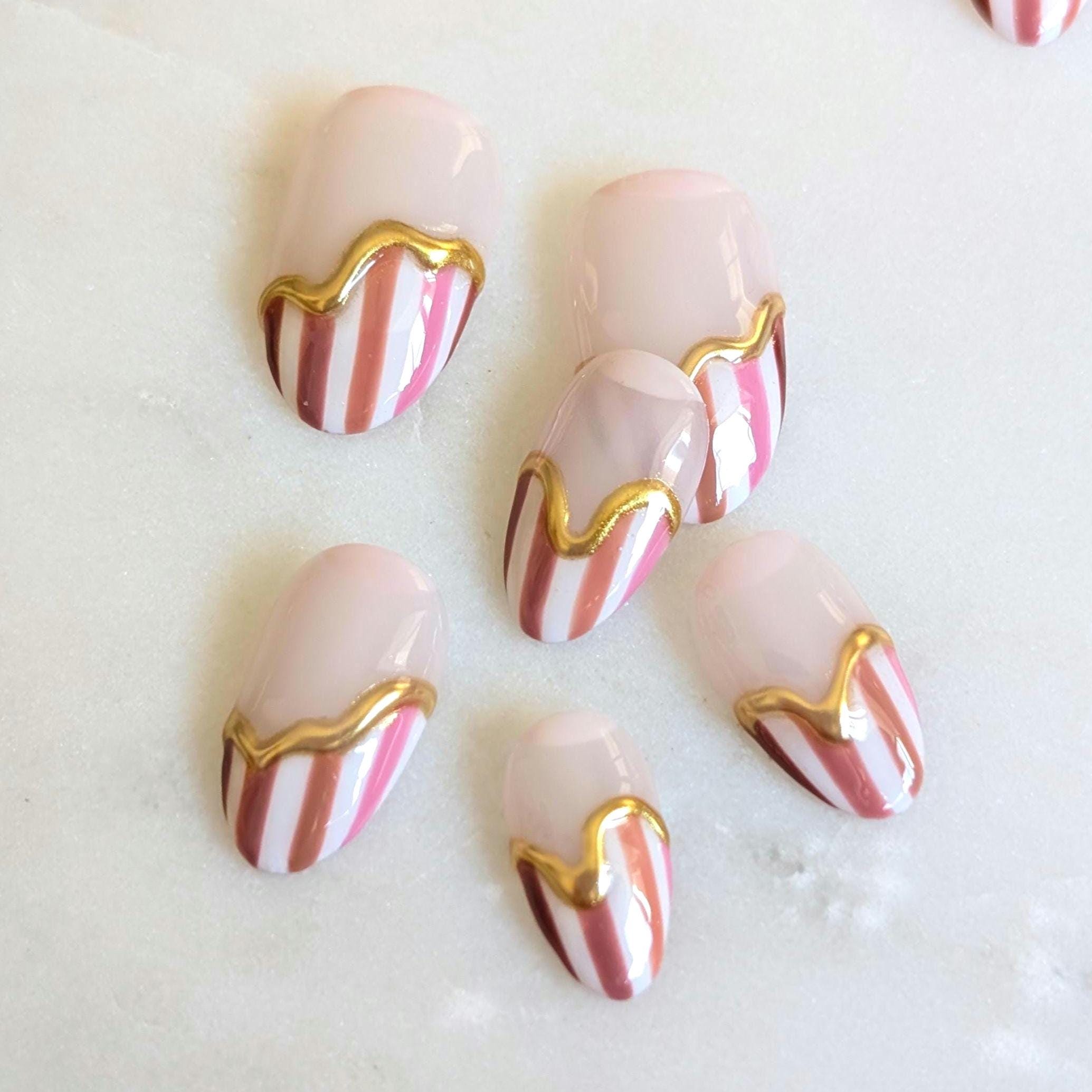 Striped Cabana - Size Medium, Medium Oval