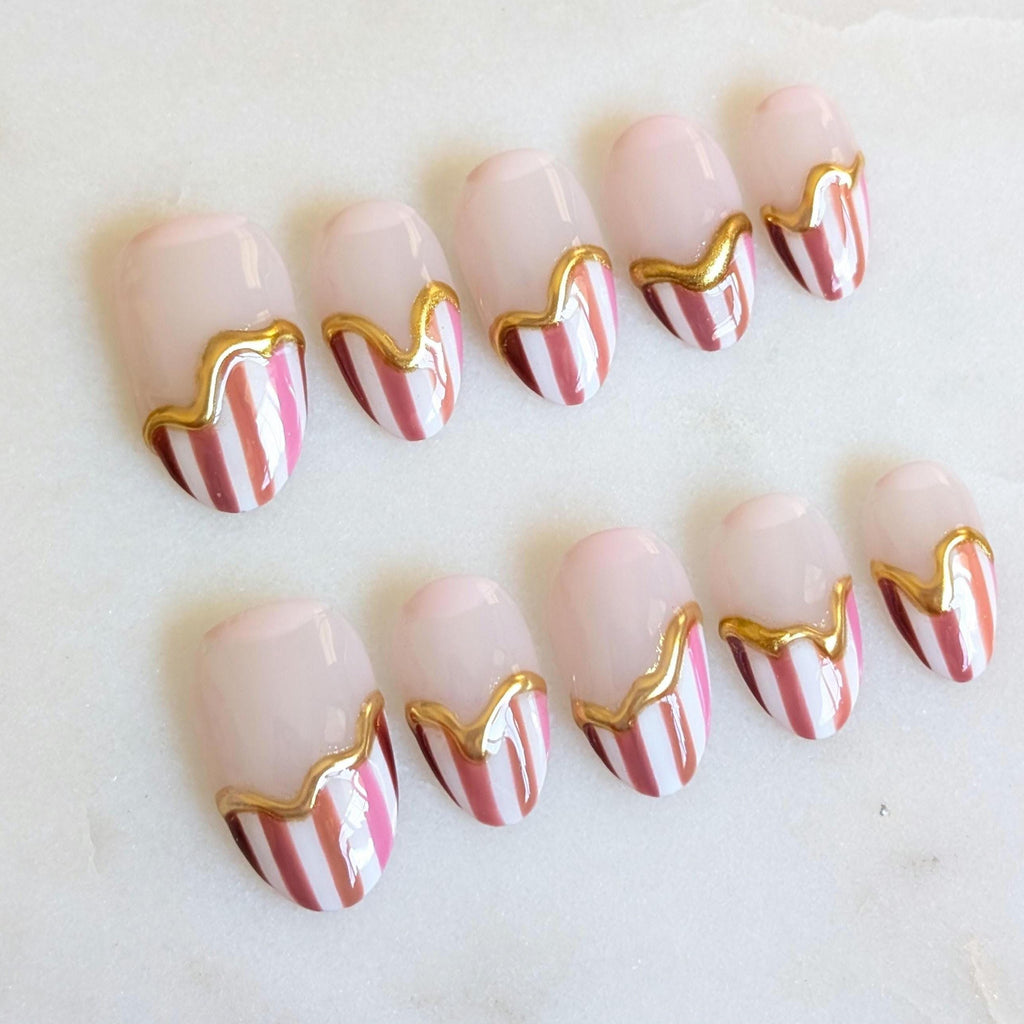 Striped Cabana - Size Medium, Medium Oval